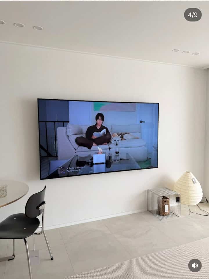 #콘수프기록집 #예쁜템최고야 

複雑だったリビング棚を整理してアカリ照明一つだけ置いても雰囲気が満たされるみたいだ💡
#akari #22n 