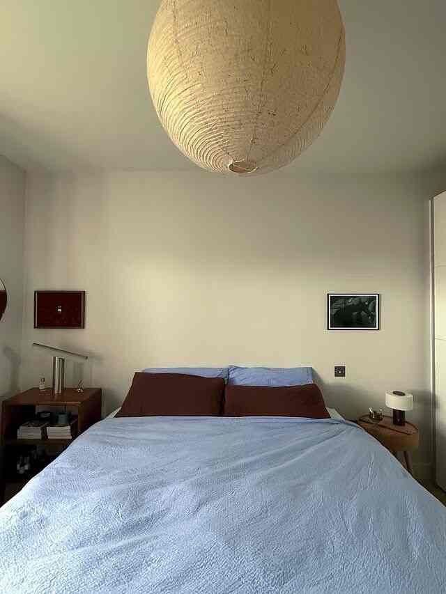 <p data-start="0" data-end="130">Clean, quiet, and easy to settle into 🛏️<br data-start="41" data-end="44">
A pared-down bedroom where soft light and warm tones keep things simple and restful.</p><p data-start="0" data-end="130"><br></p>
<p data-start="132" data-end="152">Credit: @Joyceemli</p><p data-start="132" data-end="152"><br></p>
<p data-start="154" data-end="203" data-is-last-node="" data-is-only-node="">#CalmSpace #MinimalBedroom #SoftLiving #QuietHome</p>