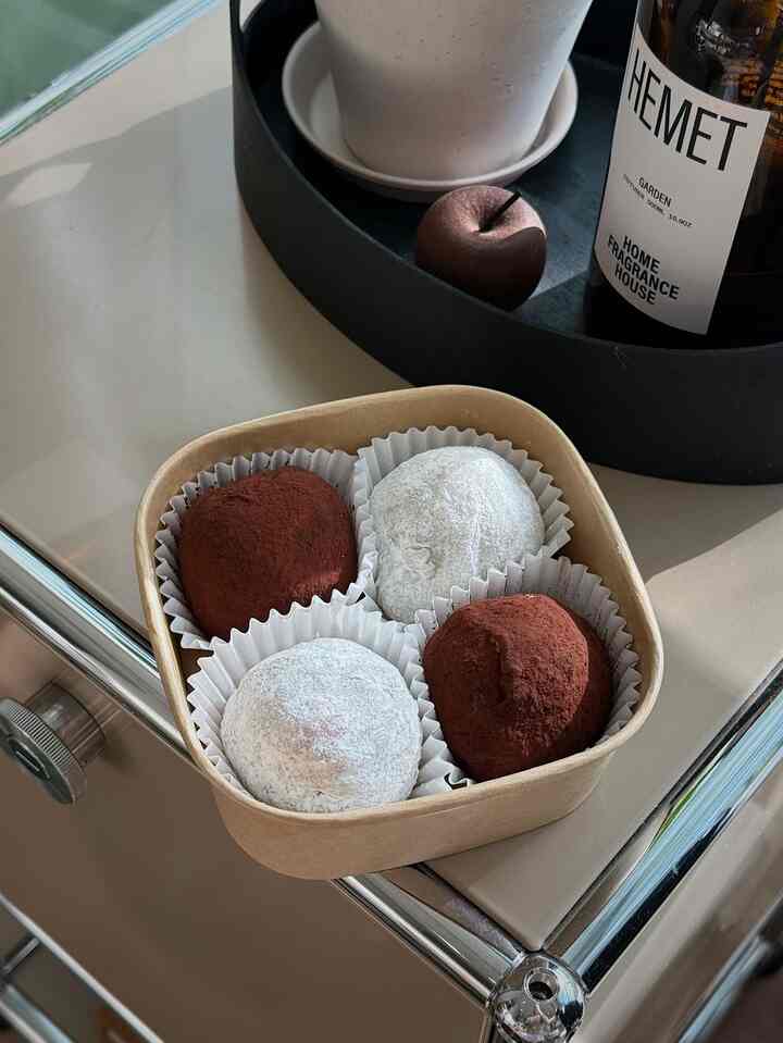 ＃コンスープ記録集

子供が学校で作ってきた2つのおもちゃ

＃小物＃オブジェ＃usm