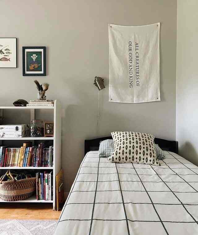 A simple boys’ room with clean lines, soft tones, and a calm, cozy vibe. Minimal decor, functional pieces, and just enough personality to make it feel warm and inviting.

#boysroomdecor #kidsroominspo #minimalkidsroom #simpleinterior #neutralhome #kidsinterior #modernkidsroom #cleanaesthetic #cozykidsroom #roominspiration #homedecorideas #scandistyle #kidsroomstyle #interiorinspo #dailyinspo

credit: @melissa_amy_simmons