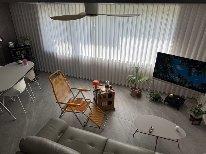 short form carousel card thumbnail