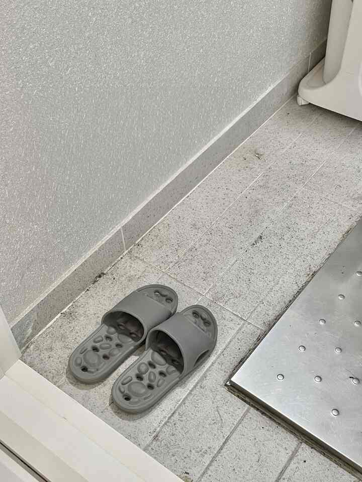 ＃セルフインテリア＃コンスープ記録集

ねじれたベランダをすっきり〜！


＃ビフォアフター＃ベランダ＃建設＃セルフインテリア＃セルフホームスタイリング＃セルフ施工＃ランドリールーム＃タイル＃タイルインテリア＃タイル建設＃タイルカーペット＃ホワイトインテリア＃サンサンテム