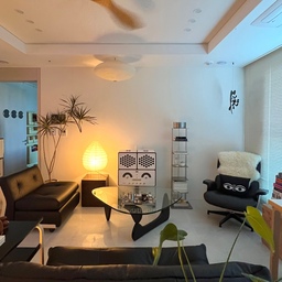 쇠맛 중독 비블리오쉘프
이리보아도 저리보아도 이쁘지🩶
@flat_point
#플랫포인트 #비블리오쉘프 #북선반 #북쉘프 #북스탠드 #매거진랙 #홈스타일링 #거실인테리어