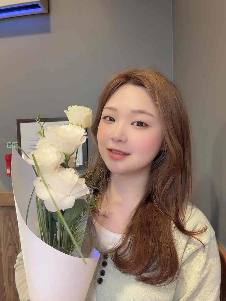 とてもきれいな花で始めましょう🌸🌸  #화병인테리어 #화분 #협찬이지만찐후기 