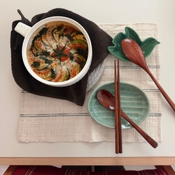 자취생 집밥 모음집 𓂃 ࣪˖🍴🥪
오홈스토랑 기념 요리 좋아하는 자취생의 집밥 사진들을 모아모아 •• 🌀
내가 가장 좋아하는 나만의 공간에서, 나를 위해 직접 만든 요리를 먹는 그 순간은 참 힐링이에요 .. 🤍🫧
#콘수프기록 #맞팔 #자취 #자취방 #자취방인테리어 #자취방꾸미기 #자취생 #자취인테리어 #자취필수템 #구축인테리어 #구축빌라 #투룸 #투룸인테리어 #투룸꾸미기 #투룸침실 #투룸빌라 #투룸자취방 #맞팔환영 #8평 #8평인테리어 #콘수프기록집 #오홈스토랑 #플레이팅장인 #자취요리 #집밥