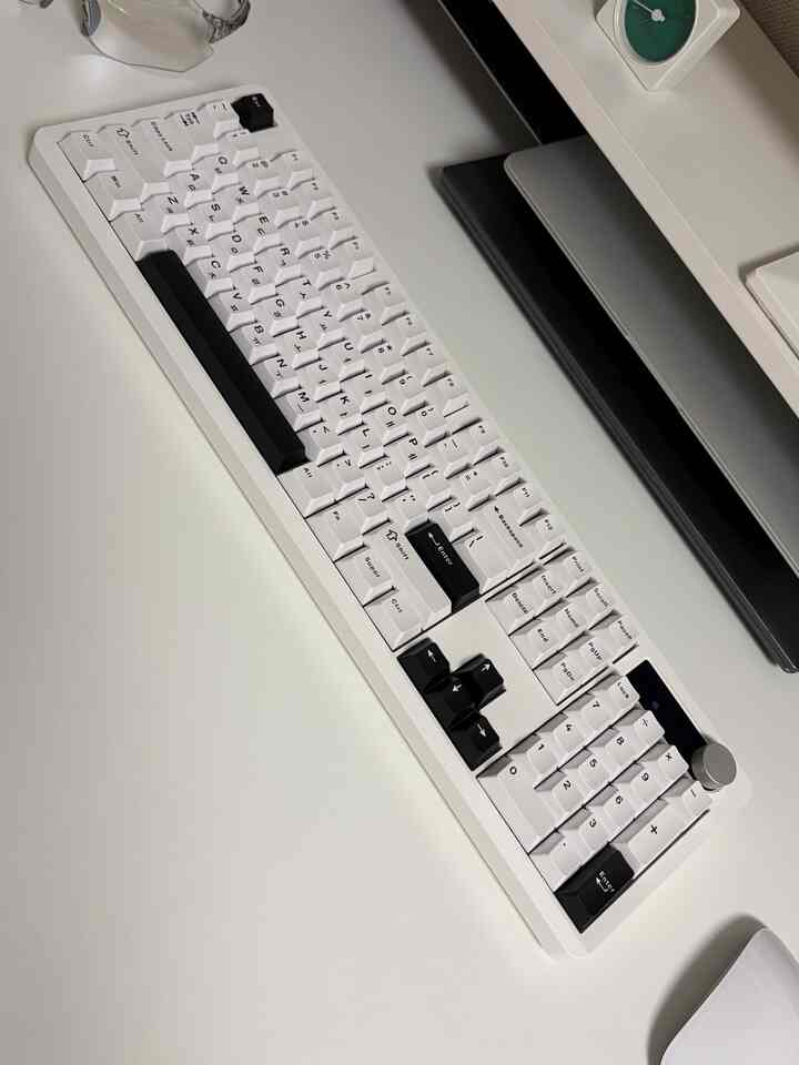機械式キーボードを使ってみると、他のキーボードを書くことはできません。

＃コンスープ記録集 