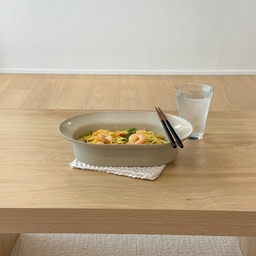 최근 구매한 주방기구 중 제일 마음에 드는 #데켓쿡플레이트 🫕 .. 인덕션 위에서 조리하다가 그대로 플레이트로 활용할 수 있어서 실용성 만점이랍니다 *₊ 
#모모시홈 #오홈스토랑 #데켓 #데켓쿡플레이트 #멀티쿠커 #인덕션냄비 #냄비추천 #주방용품 #주방인테리어 #온테이블 #감성주방 #우드인테리어 #살림템 #추천템 #신혼살림 #홈쿡 #오늘의집 #내돈내산추천템