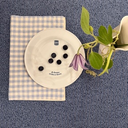 𝚐𝚒𝚏𝚝 ⋆ ₊🍽. 마운자로를 맞을 결심
오늘 아가씨 결혼식을 앞두고 옷을 사러 갔는데요 . .
삼겹살맛집으로 변해버린 저의 옷핏을 보고 좌절해버렸어요 ˁ῁̬ˀʕ¨̮ʔ
너무 좋아하는 치킨, 베스킨라빈스 초콜릿 무스, 깨찰빵, 씹을수록 맛있는 밥알 이 모든 걸 포기해야할것 같은데 할 수 있을까요 ?
잘먹었던 건 34살때두 잘먹었는데 ,, (아닝가 ..??)
지금은 더 나이들어서 그른가
어린이집 등하원할때 다들 예쁘고 날씬하시던데,,
저두 진짜 정신차려야할 것 같아요 💔
옷 예쁘게 입는걸 정말 조와하는데 옷태가 안나아 .. 😌
치킨 시켜먹고 싶은 마음 꾹 참고
브리오신 foos 원형 플레이트에 블루베리만 담아봅니다 🫐⋆ ₊
화이크 플레이트는 역시 어디에나 다 잘어울리고
프렌치 감성 물씬에다가
식세기 전자레인지 모두 가능 ⋰˚⭑
그런데 저같이 살 못뺀분들 없죠 ?!
저밖에 없는거 맞죠 ?!
피드 보면 다들 여신이셨어 .. 🥴🤍
.
.
.
.
@briochin_korea
#협찬 #브리오신 #briochin #프랑스명품세제 #프리미엄세제 브리오신서포터즈
