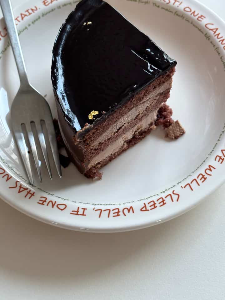 私が私の家で一番好きで、古い場所はキッチンです！私の趣味は料理＆ベーキングですよ🩶

だから今日の庭で、ボウル、カップ、皿のアイテムを集めるのにもっと心からだったと思いますㅎㅎ

意外と丈夫で綺麗な商品をたくさん集めましたね:)

#ライフスタイル 