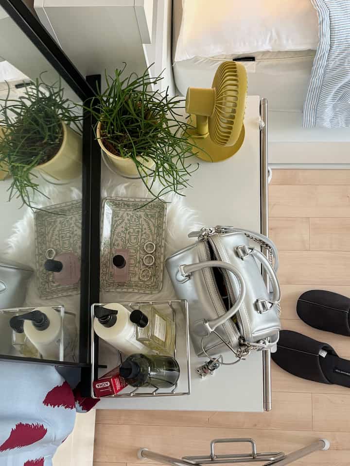 複作複製テーブル💕💕

 #home #interior #家具 #家具 #小物 #daily #今日の家 #セルイン #セルフインテリア #homedecor #roomtour #home #roomdecor #オーハウス #ワンルーム #ワンルームインテリア #クッションカバー #ラグ #ヴィンテージラグ #夏インテリア #自家製インテリア＃夏のカーテン＃植物＃今日の私たちの家＃コンスープ記録集＃かわいい 