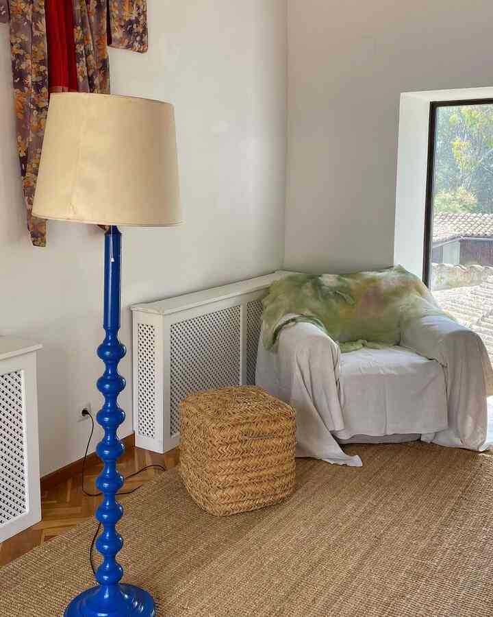 A cozy reading corner, softly lit by a blue floor lamp. 💙📚

The perfect spot to slow down, get lost in a good book, and enjoy a little quiet time.

#ReadingCorner #CozyCorner #BlueLamp #FloorLamp #HomeLibrary #ReadingNook #CozyHome #HomeDecor #InteriorInspo #CornerStyling #ModernHome #BookLovers #RelaxingSpace #HomeStyling #WoodToneDecor

credit: @melanie.lichten