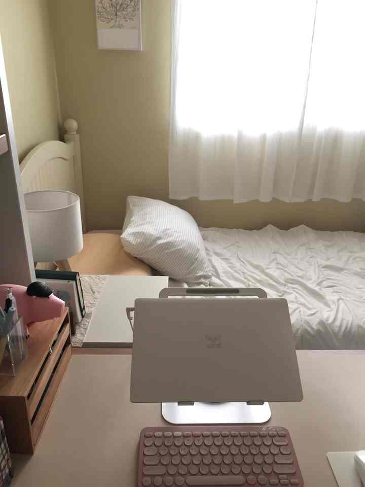  #핀터레스트 #핀터레스트감성 #데스크테리어 #데스크테리어족 #노랑인테리어 #웜톤 #웜톤인테리어 #이케아추천템 