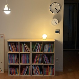 비오는 날의 우리집 알파룸📙
책장을 식탁과 마주 보게 바꾼 뒤로
책을 더 자주 꺼내온다
이 맛에 구조 바꾸지🧡
#아이책장 #아이독서존 #알파룸인테리어 #콘수프기록집