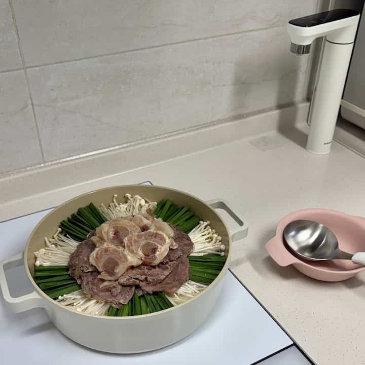 ＃コンスープ記録集＃かわいいテム最高屋＃キッチン＃インダクション＃浄水器 
#アロン事態育成 #アロン事態鍋 #アロン事態 #すじ #料理