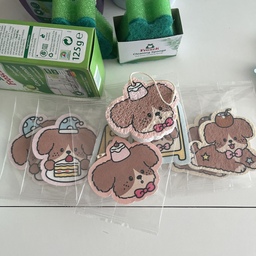 #예쁜살림템 간만에 프로쉬라이브하면서 신나게 주방, 욕실, 세탁세제들도 싸악 구매하고, 친구가 선물해준 셀룰로오스 압축 수세미는 욕실과 싱크대 청소할 때 사용하고 있어요.
너무 너무 귀여운 압축수세미들 특히 처음 물에 적실 때 부풀어오르는 느낌이 아주 만족스럽답니다🐶🫧🤍
#세탁세제 #주방세제 #욕실세제 #프로쉬 #수세미 #싱크대수세미 #예쁜수세미 #캐릭터수세미 #청소수세미 #셀룰로오스 #셀룰로오스수세미 #주방수세미 #부엌수세미 #청소용품 #얼룩제거제 #식기세척기클리너 #세탁기청소 #섬유유연제 #청소템 #세제추천 #액체세제 #오늘의집라이브 