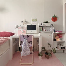 3D프린터로 직접 만든 조명을 소개합니다 :) !
원래는 새하얀 색깔인데 모달불 밑에 작은 조명 하나만 꽂으면
이렇게 모달불이 활활 타오르는 것처럼 변해요.
너무 귀엽지 않나요 . . 💗
 #콘수프기록집 #예쁜템최고야 #조명 #무드등 #3d프린터
#데스크테리어 #책장 #이케아책장 #바게보 #책상꾸미기
#조화 #휴지케이스 #방꾸미기 #러그 #아이방인테리어 