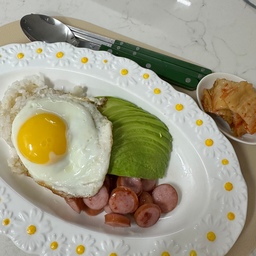 아보카도 계란 비빔밥
#콘수프기록집  #오늘의집
#아보카도  #혼자서도잘먹어요 
#맞팔환영  #맞팔선팔  #맞팔  #맞팔해요 
