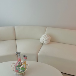 요즘 잘 쓰는 청소템 추천 🧼
집안 곳곳 한 번에 쓱쓱 닦아내기 좋은
프로쉬 다목적 세정제 🤍
주방부터 가전, 가구까지
여기저기 활용하기 좋아서
청소할 때 하나 두고 쓰기 편하더라고요.
매일 하는 가벼운 청소부터
신경 쓰이는 얼룩까지,
요즘 손이 자주 가는 청소템이에요🫧
#청소템 #프로쉬 #프로쉬청소세제  #프로쉬세정제 #ftc26기 #콘수프기록 #청소템추천 #인테리어 #거실인테리어
