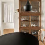 테이블 공간  그릇장에 예쁜템 그리고 새롭게 꾸민 
테이블 매트 매치 넘 좋은데. 혼자 만족중 ㅋㅋ

#테이블 #테이블꾸미기 #테이블매트 #그릇장 
#다이닝 #다이닝공간  