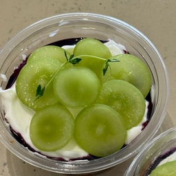 밥먹고나서도 엄마 배고파 하는 딸을 위해 만든 치즈케이크!
복숭아 몇번 실패했지만 무화과랑 샤인머스켓 당도는 진짜 역대급으로 최고로 맛있다!!
직접 조린 블루베리 콩포트가 킥!
#출첵
#콘수프기록집 
#오늘의우리집
#우리집맛집
#우리집간식
#치즈케이크
#아이간식
#케이크
#한여름디저트 