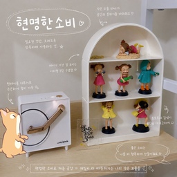 #현명한소비 #콘수프기록집 
테무에서 구입한 이웃집토토로 메이 피규어💛
볼 때마다 기분 좋은 귀여운 피규어✌🏻
생각보다 디테일이 좋고 귀여워서 인테리어 효과까지👍
#맞팔해요 #맞팔환영 #나도크리에이터 
#기록챌린지 #이웃집토토로 #피규어장식장 
#테무추천템 #테무템 #테무인테리어 