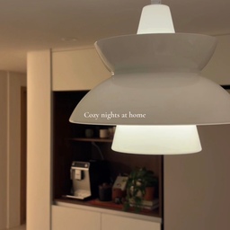 #우리집조명자랑 #기록챌린지
Soft lights, cozy nights. 🌙
Alone, quiet, me time. 
Love this moment 🤍🤍
잘 자고 있었는데 
밤축구 다녀온 남표니 인기척에 잠이 깨버린나.. 😳
잠이 안와 뒤척이다 시작된 갬성타임
축구는 앞으로도 보내줄게 
잠은 밖에서 자주겠니.. 🙏
#cozyhome #softlight #louispoulsen 
#metime #갬성타임🤍