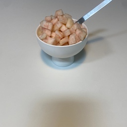 산더미 복숭아 요거트,,🍧
#콘수프 #요거트볼 #무광그릇 #스푼 #커트러리
#플레이트 #복숭아 #디저트 #요거트