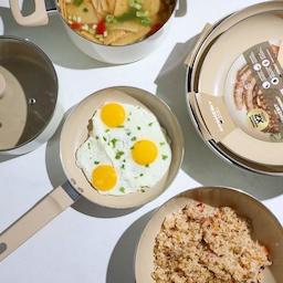 요리하는 시간이 좋아지는 건
주방에 마음에 드는 것들이 하나씩 채워질 때인듯요🩶
#세라믹코팅 #프라이팬추천 #요리는장비빨 #냄비추천 #주방템 #주방용품 #신혼집주방 #이사선물 #요리스타그램 #결혼선물 #혼수세트 #프라이팬세트 #살림템 #예쁜주방용품 #세라믹테이블 #인덕션프라이팬 #새우볶음밥 #어묵탕 #계란프라이 