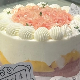 돼지런 + 돼지력
ㅋ
#빵순이 #케이크 #케이크맛집 #광화문 #케이크추천 #예쁜케이크 #디저트천국 