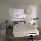 #콘수프기록집
#오늘의우리집


노래 틀어 놓고 누워 있는게 제일 좋아요
누워있으면서 누워있고 싶다.
누워서 육포먹고 싶다









#저상형침대 #침실 #침실인테리어 #무헤드침대 
#무헤드침대프레임 #침대 #침실인테리어
#빔프로젝트 