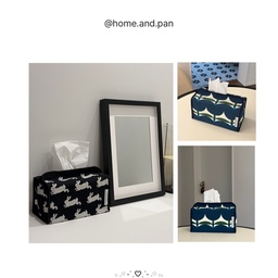 매일 손이 닿는 곳에 두고 사용하는 각티슈 🧻
늘 휴지곽은 마음에 드는 걸 찾기가 어려웠는데,
이건 벨크로 찍찍이로 되어 있어서
다 쓰고 나면 떼어내고 새 휴지로 바로 교체하기도 간편해요.
무엇보다 디자인이 귀엽고 캐치해서
그냥 올려두기만 해도 공간에 포인트가 되는 느낌 ➿🖤
매일 쓰는 물건일수록
예쁜 게 최고야🐰🪴
#예쁜템최고야 #콘수프기록집 #키티버니포니 #휴지케이스 #휴지케이스추천 #ftc28기 #ftc28 #오늘의집 #ikea #뢰달름 #이케아 #이케아액자 #코일매트 #인테리어소품 #소품 #소품추천