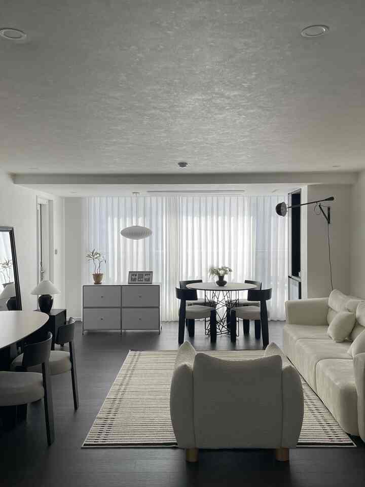 #예쁜템최고야 #콘수프기록집 
🏷️@comocasa_furniture 
9月もコモカサセルテーブルと一緒に!!!🤍
セルテーブルで9月を披露しました〜 
もう9月の最後の日なんて..
残念ながら9月ほど幸せな10月が近づいています。
もっと待ってますね🫧   #인테리어 #인테리어소품 #구축아파트 #구축인테리어 #구축아파트인테리어 #구축아파트리모델링 #구축아파트꾸미기  
