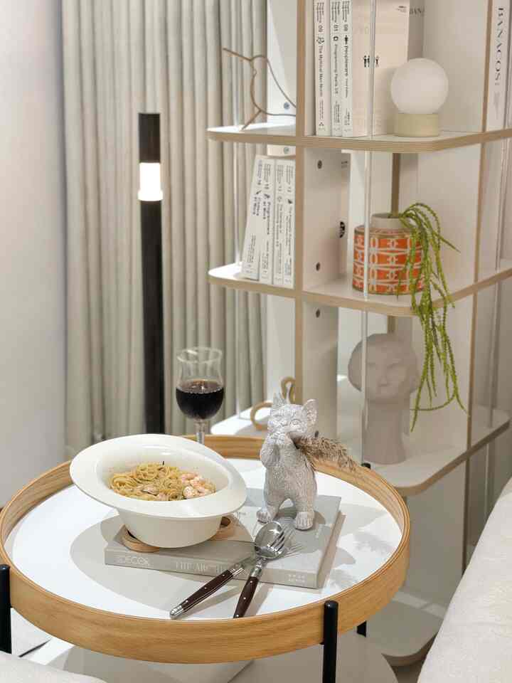 昨日は陸退して気力を使い尽くしてプレーティングまでは頑張って
ファンのまま上げて食べてしまう〰️

しかし、ファンがきれいで、また写真を撮ってみましょう✨
感覚的な非線形曲線形にカラーも混ざって
デザインがエレガントながらも愉快です。
何よりも見たらきれいなボウルみたいだから
調理から食卓までワンストッププレーティングが可能だから
完成したぬくもりそのままきれいな食事も可能ですよ🍽️

食べ物がうまくいかないセラミックコーティングで
使いやすさも簡単ですが重さまですごく軽いですよー
ハイライト、インダクション、ガス、オーブンすべてが可能だから
いろんな料理もしてみるべきです🤍

価格も良くてもっと好き〰️

＃かわいいテム最高屋＃コンスープ記録集＃オンザテーブル