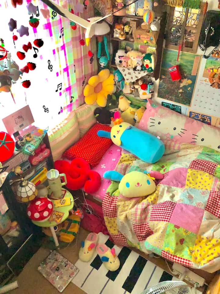 ＃ビンテージ＃チェリーモールディング＃ウッド＃構築＃小さな部屋＃デスクテリア＃ジブリ＃ジブリインテリア＃キダルト＃キダルトインテリア＃デスク＃デスク飾り＃デスクテリア＃デスクインテリア