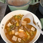 #오늘의우리집

주말에 뭐 드시나요? 
소소한 집밥 
된장찌개 끓였어요
모두 평안한 주말 되세요

#오늘의우리집  #소소한일상  
#집밥 #냄비세트 #조리도구세트 #인덕션보호매트
#수저세트  #머그컵 #글라스화병 #양손스프볼
#식탁세트 