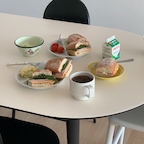 루꼴라 왕창 들어간 샌드위치가 먹고 싶어서 🥚🥓🧀🥬🤍

#미니멀인테리어 #minimalinterior #울산인테리어 #주방인테리어 #주방리모델링 #상부장없는주방 #상부장없는부엌 #상부장없는싱크대 #위키노 #위키노식탁 #몰로이샵 #너븐재 #사브르 #사브르커트러리 #크로우캐년키티