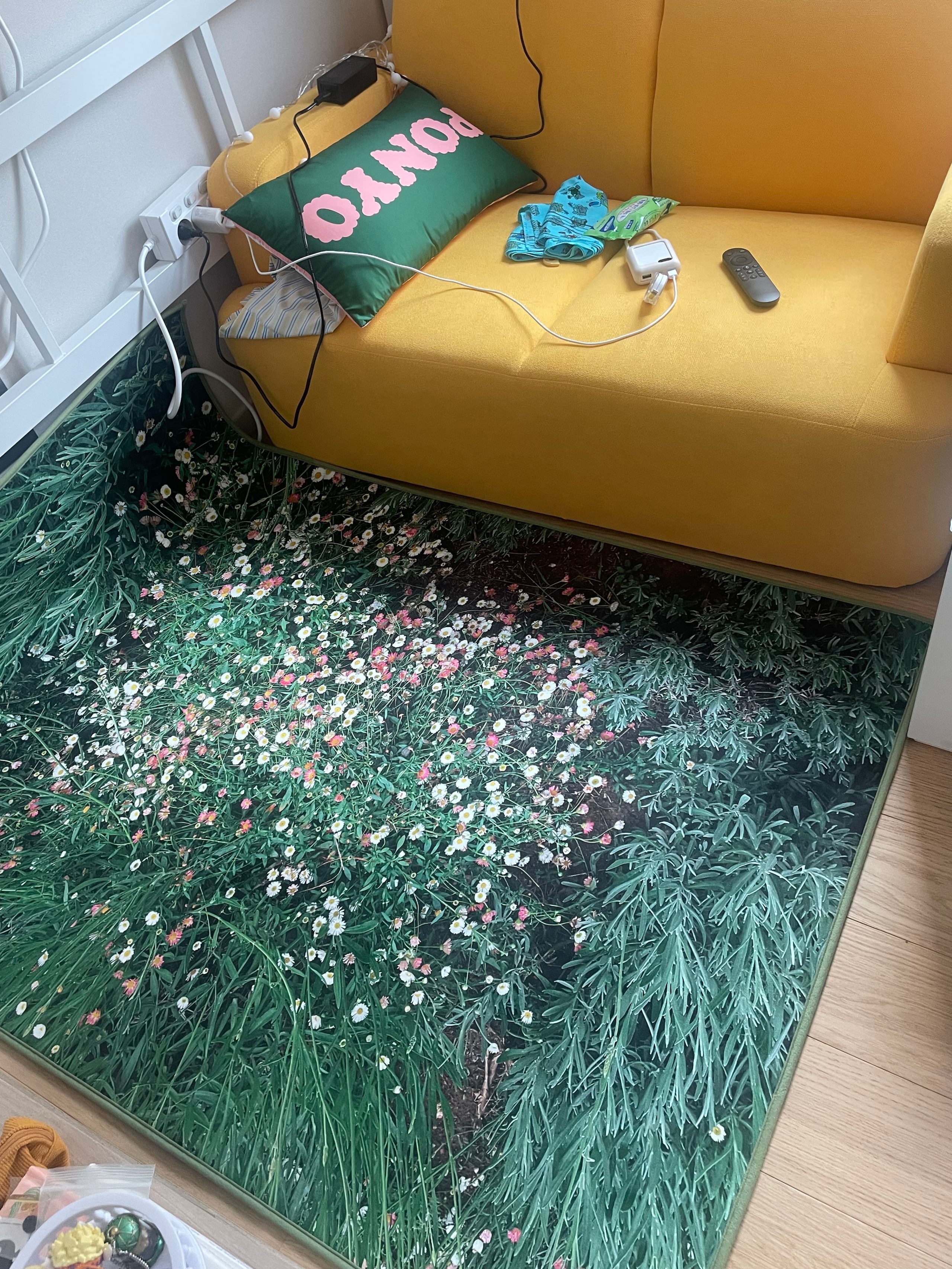 ラグ Flower garden 100×150cm グリーン pluffyarchive| Ohouse(オー