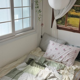 구축 8.5평 투룸 자취방 인테리어 침실편 🛌 ⋆ ˚
빈티지 무드를 좋아하는 자취생 •• 🤍🪟
#콘수프기록 #맞팔 #자취 #자취방 #자취꿀템 #자취방인테리어 #자취방꾸미기 #자취생 #자취인테리어 #자취필수템 #구축인테리어 #구축빌라 #투룸 #투룸인테리어 #투룸꾸미기 #투룸침실 #투룸빌라 #투룸자취방 #맞팔환영 #8평 #8평인테리어 #콘수프기록집 #오늘의우리집  
