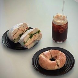 #현명한소비 #콘수프기록집 배달 안시키고 집에 있는걸로 아침 먹기
#이케아 #이케아접시 #가성비 #가성비살림템 #가성비접시 #접시정리대 #접시 #브런치 #브런치접시 #망고졔욱 #맞팔 #베이글샌드위치 #네스프레소 #네스프레소버츄오
