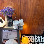 #유럽감성우리집 #입구인테리어 
#창밖뷰 #감성한스푼 
With 가을꽃 💐

 🏡유럽인듯 유럽아닌 유럽같은 감성의우리집🏡
공간마다 🌸가을 국화 3 대장 
구절초, 벌개미취, 쑥부쟁이를 화병에 담아
유럽감성을 연출해보았는데 💐 
🌸감성한스푼 느껴지나요🤎