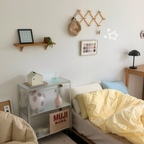 귀여운 도토리에서 향기가 ( ´ ▽ ` )..♡
우드 향이 은은하게 나서 기분 좋아져요
오브제로 그냥 걸어둬도 이뻐서
저는 트리 오너먼트로 사용하다가 차에 걸어뒀어용 🚘

지금은 리필 오일과 디퓨저 볼을 무료로 증정하는
이벤트도 진행 중이라고 해요
우드 오브제나 은은한 향을 좋아하는 분들께 왕 추천 〰 
만원이라 선물하기에도 부담스럽지 않아요 ˃̵͈̑ᴗ˂̵͈̑ 


#집스타그램 #홈스타그램 #홈인테리어 #우드인테리어 #빈티지인테리어 #감성인테리어 #우드오브제 #인테리어소품 #오브제추천 #디퓨저추천 #우드디퓨저 #도토리디퓨저 #감성소품 #집꾸미기 #콘수프기록집 #예쁜템최고야 