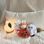 🍬Trick or Treat ! 🍫
할로윈 미피들과 보리스 너무 귀엽지 않나요? 
유령 천을 뒤집어쓴 미피와 보리스는 천을 걷어 올릴 수 있답니다!
10월에는 할로윈 미피를 가방에 달고 다녀야 제 맛 🧡🧡

#trickortreat🎃 #miffy #halloween #루미르조명 #루미르열매조명 #미피 #미피인형 