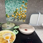 #오늘의우리집

날이 많이 쌀쌀해졌어요 
아침 저녁으로  집밥도  따뜻한 국물요리해요
콩나물과 황태넣어 황태콩나물국 끓였더니
뜨근한 국물이 시원해서 가족들이 좋아하네요

#콘수프기록집  #오늘의우리집 2
#집밥 #냄비세트  #인덕션보호매트  #후라이팬
#조리도구세트 #도마세트  #쌀세척볼 #아트포스터
#황태콩나물국  #주방인테리어  #주방용품  
