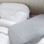 #베개유목민의선택

🛏️ 요새는 다들 경추베개를 쓰는 것 같아요. 
저는 아이유베개로 유명한 슬립앤슬립 베개를 사용하고 있답니다 ! 동생은 잠솔솔 베개를 사용해요! 

🛏️ 슬립앤슬립 경추베개는 9만원대에 구입했고 , 그 아래엔 전 원형 경추베개를 놓고 자요. 확실히 두개를 같이 쓰고서 두통, 승모근 통증, 뒷목 통증이 사라진 것 같아요! 

🛏️ 잠솔솔베개는 슬립앤슬립 베개보다 훨씬 말랑해요. 동생이 이 베개에 만족도가 너무 높아서 이미 이거 두개에, 여행용 작은 것도 있는 것 같은데(그게 잠솔솔 브랜드인지는 모르겠지만) 저에게 추천해줘서 제가 써봤을 땐 저는 그저 그랬거든요. 역시 사람마다 맞는 베개가 있나봐요! 

🛏️ 베개 유목민의 선택 챌린지를 보며 여러 베개들을 만나면서 써보고 싶은 베개들을 볼 수 있어서 좋았네요 🥹❤️

#챌린지참여  #베개추천 #슬립앤슬립베개  #잠솔솔베개