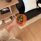 #예쁜템최고야 #콘수프기록집 

당근색의 레이지랩 도자기텀블러 🥕🤍🤍

#오늘의집 #오늘의집인테리어 #오늘의집집들이 #집꾸미기 #방꾸미기 #홈인테리어 #홈스타일링 #인테리어 #인테리어기록 #인테리어소품 #미니멀인테리어 #미니멀하우스 #미니멀라이프 #심플인테리어 #모던인테리어 #단정한집 #정돈된공간 #신혼인테리어 #35평아파트