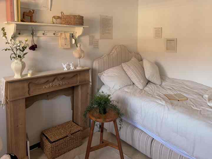 🇰🇷 1R｜あこがれのフレンチ風インテリア、壁面の使い方に注目