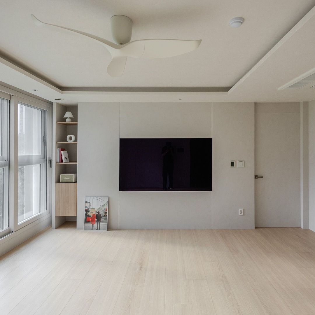화이트에 우드 한 스푼, 톤으로 완성한 집🏡 디테일과 톤의 중요함|힐스테이트 송파위례 39평 | 라이프스타일 슈퍼앱, 오늘의집