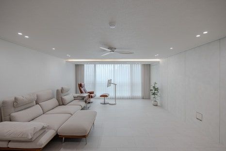 "우드 & 화이트" 트렌디하고 감각적인 인테리어 | 라이프스타일 슈퍼앱, 오늘의집