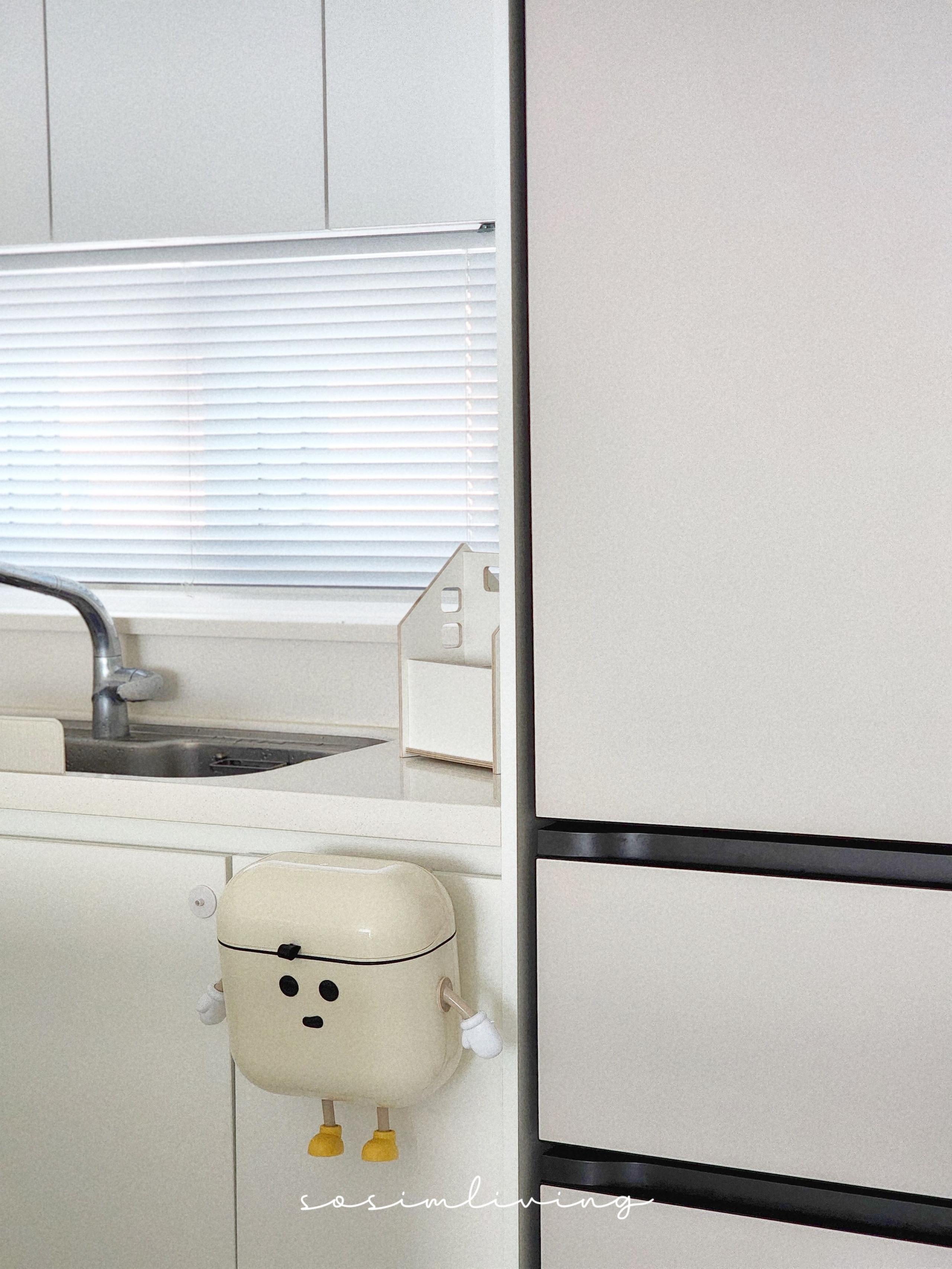 Easy Hang Kitchen Buddy Bin user photo