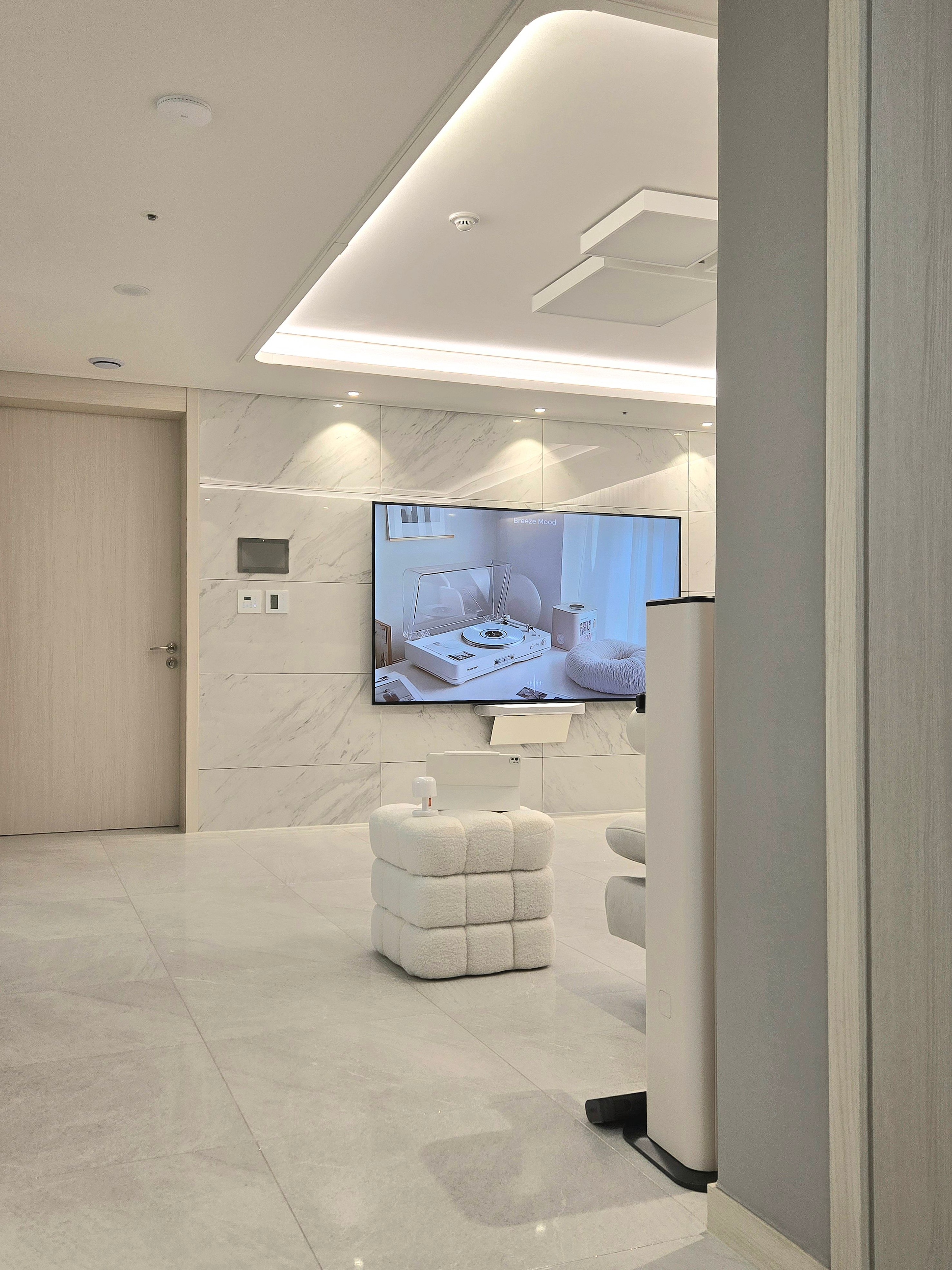 Cubic White Fabric Stool user photo